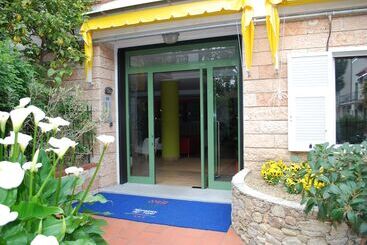 فندق Residence Dei Fiori