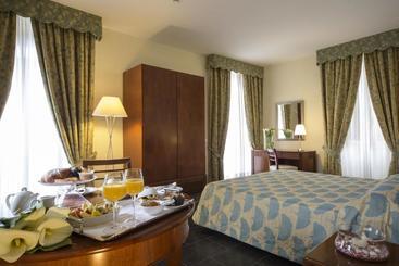 هتل Villa Imperiale