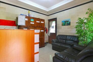 Urbanview Hotel Gita Inn Bali