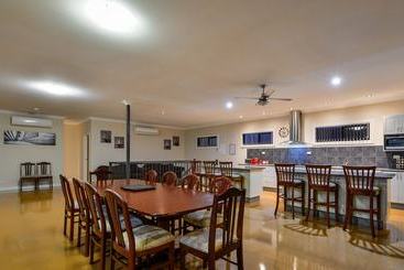 16 Crevalle Way