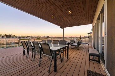 21 Corella Court