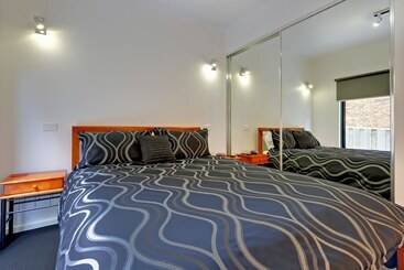 فندق Burnie By The Bay Apartments