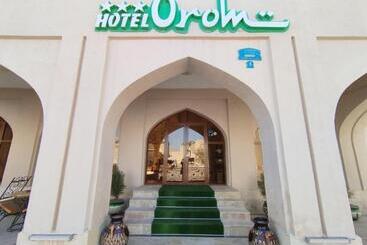 هتل Orom