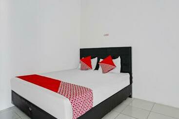 هتل Oyo 90550 Good Sleep 3 Samarinda