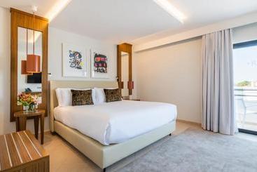 Regency Salgados Hotel & Spa