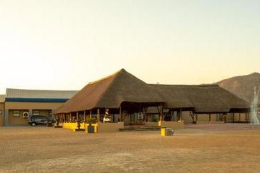 בית מלון כפרי Xilumani