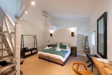 ペンション Au Ralenti Du Lierre