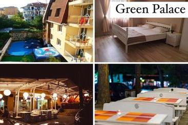 فندق Lotos Apartments