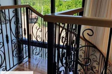 펜션 Bujtina Gjyshi Ilo