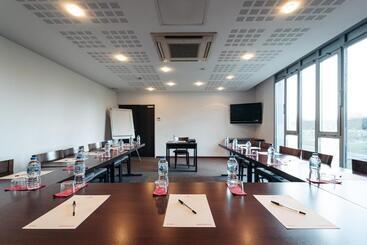 هتل آپارتمان Appart’city Confort Nantes Ouest Saint Herblain