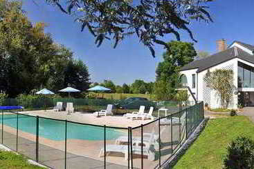 Golf Hotel Colvert   Room Service Disponible