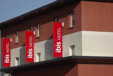 Отель Ibis Albert Pays De Somme