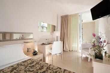 Mercure Hotel Rimini Artis