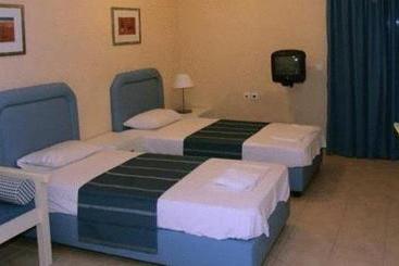 هتل Perla Apartments