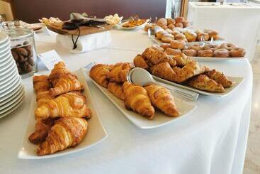 בית מלון כפרי Pietre Nere Resort & Spa