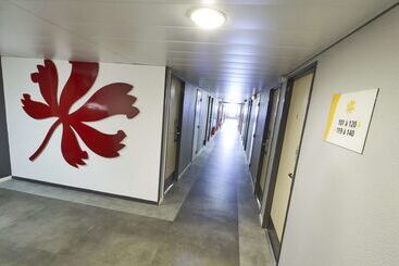 هتل Première Classe Paris Ouest Gennevilliers