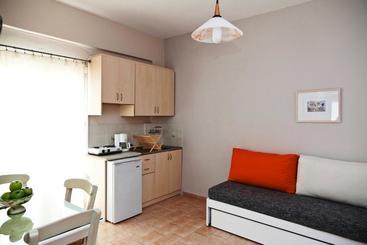 בית מלון כפרי Raisakis