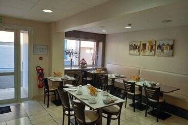 호텔 Sables D O Et Son Restaurant Le 16 Bis