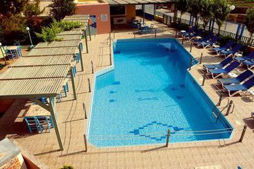 호텔 Minos Village