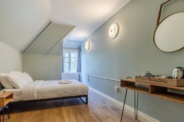 旅馆 Palmers Lodge Swiss Cottage