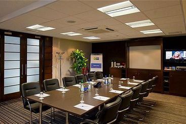هتل Holiday Inn Express Aberdeen - Exhibition Centre