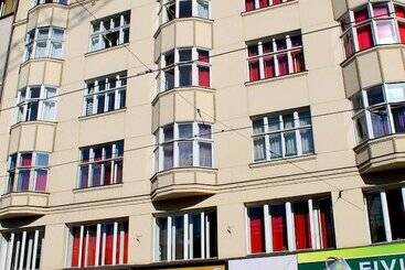 فندق Hostel Downtown