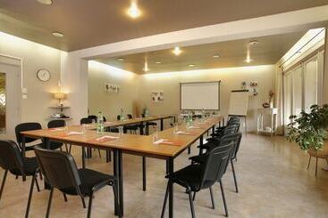 בית מלון כפרי Logis Hôtel Médiéval, Montélimar Nord