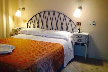 בית מלון כפרי Marta Guest House