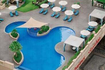 Mövenpick Hotel Jumeirah Beach