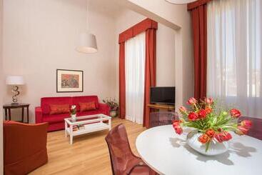 هتل Palazzo Alfani  Residenza D Epoca