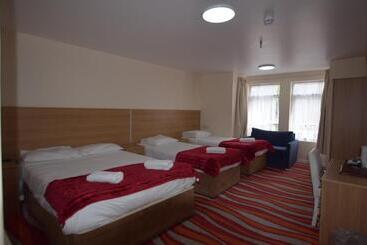 בית מלון כפרי Park