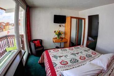 住所  Le Val Chavière