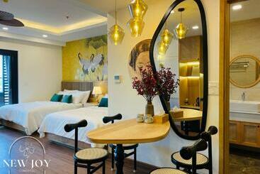 Flc Sea Tower Condotel