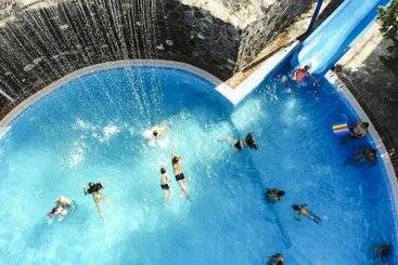 아파트 Akay Garden Family Club