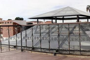Hostal Patrimonio   Sucre
