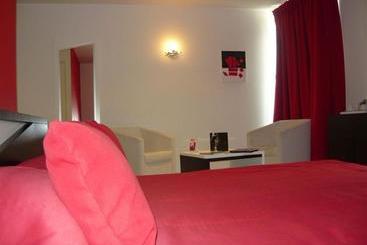 فندق Auberge De Condé