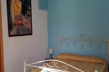 هتل B&b Dimora Vicolungo