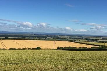 בית מלון כפרי Garleton Lodge