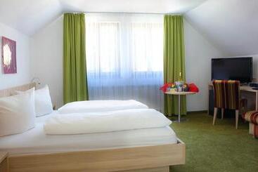 ホテル Gasthof Ochsen