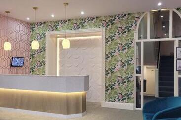 בית מלון כפרי George