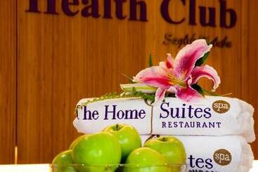 호텔 Glk Premier The Home Suites & Spa