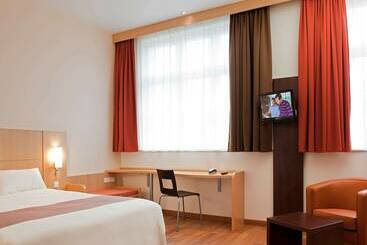 Hotel Ibis Karlsruhe Hauptbahnhof
