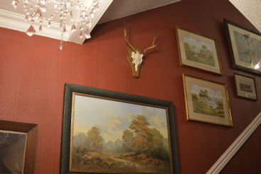 هتل Lonsdale House