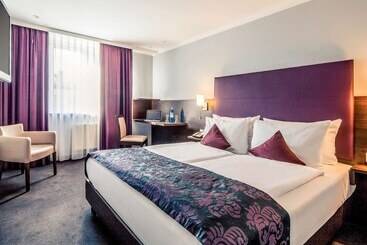 Отель Mercure Frankfurt City Messe