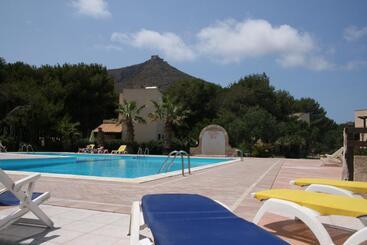 ホテル Residence Punta Longa