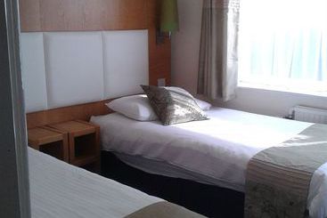 酒店 The Altrincham Lodge