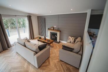 هتل The Essex Golf & Country Club