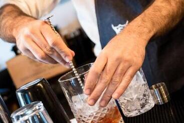 בית מלון כפרי The Saracens Head