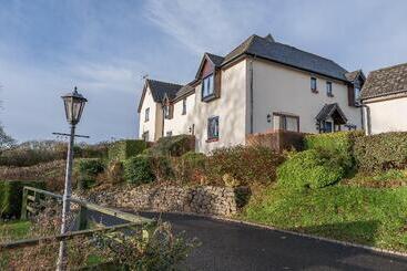 酒店 Woodford Bridge Country Club