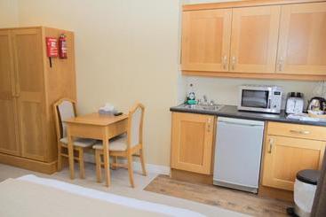 Latchfords Self Catering Apartments